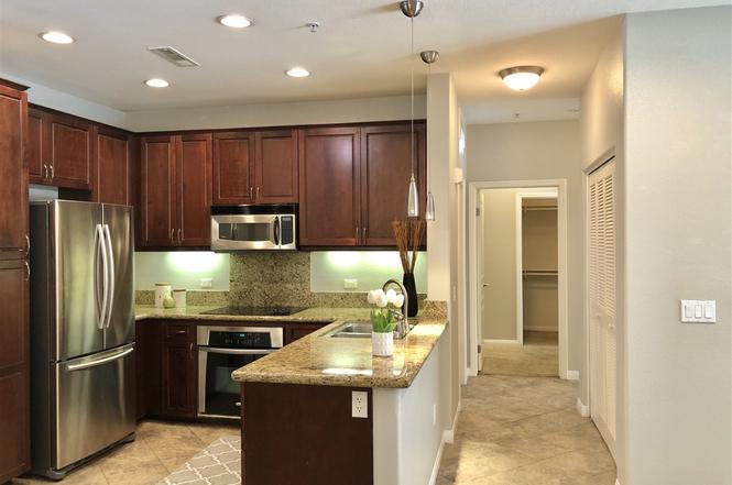 3877 Pell Pl #108, San Diego